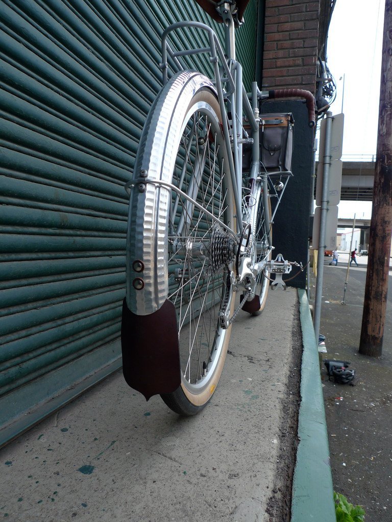 Walnut Studiolo AS-IS AS-IS SALE Mud Flaps